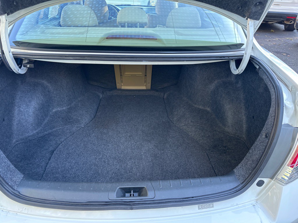 2012 Honda Accord Image 12