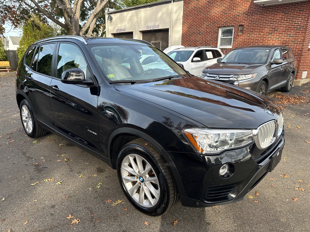 2017 BMW X3 Image 7