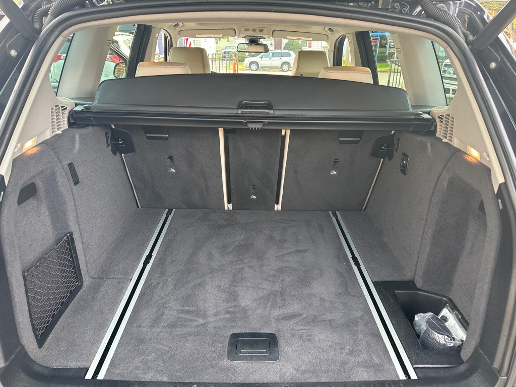 2017 BMW X3 Image 13