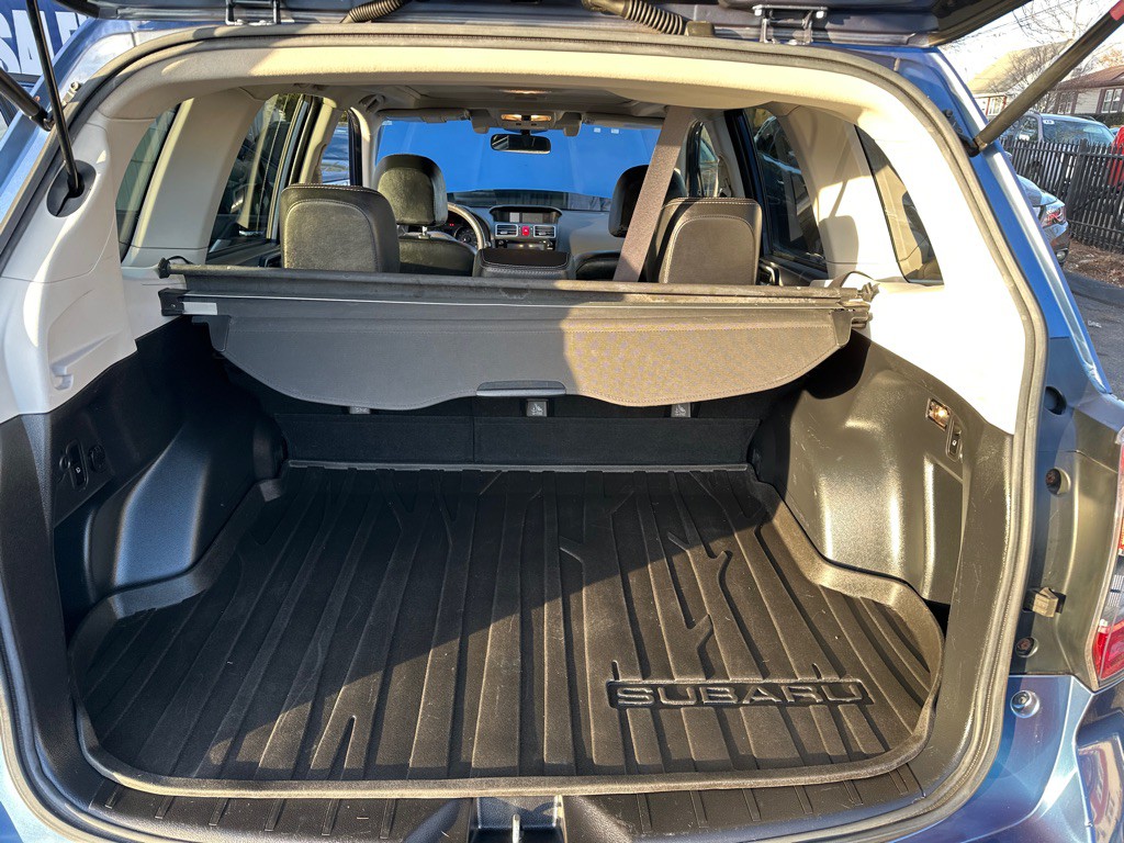 2016 Subaru Forester Image 13