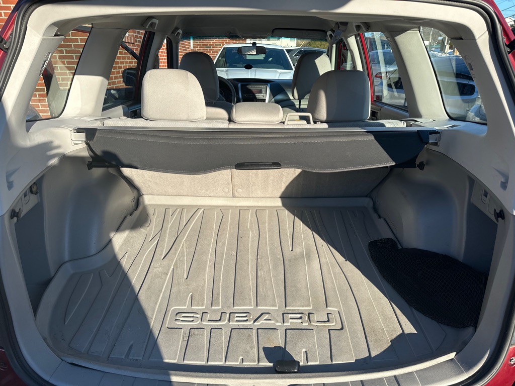 2011 Subaru Forester Image 12