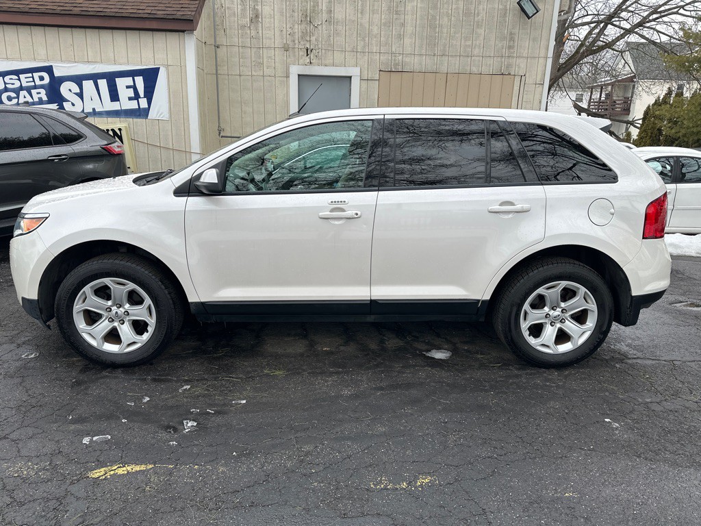 2013 Ford Edge Image 2