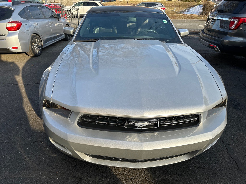 2012 Ford Mustang Image 8