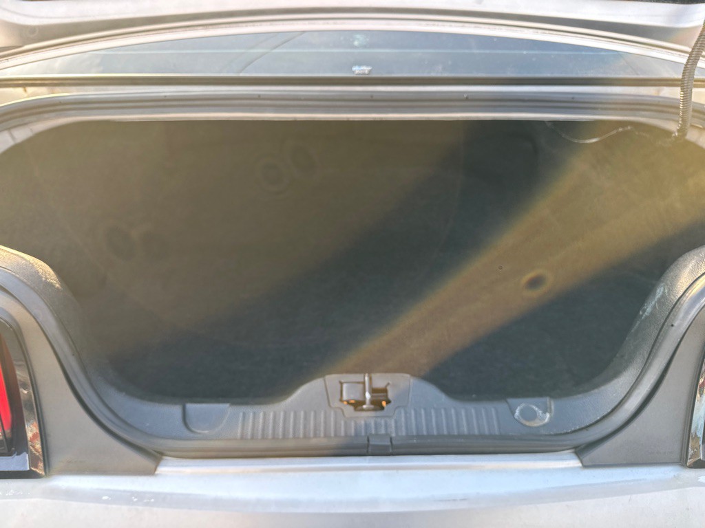 2012 Ford Mustang Image 12