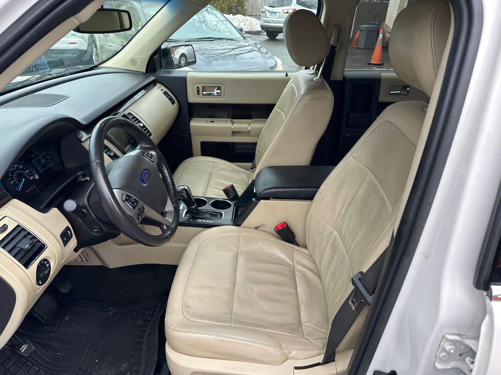 2015 Ford Flex Image 9