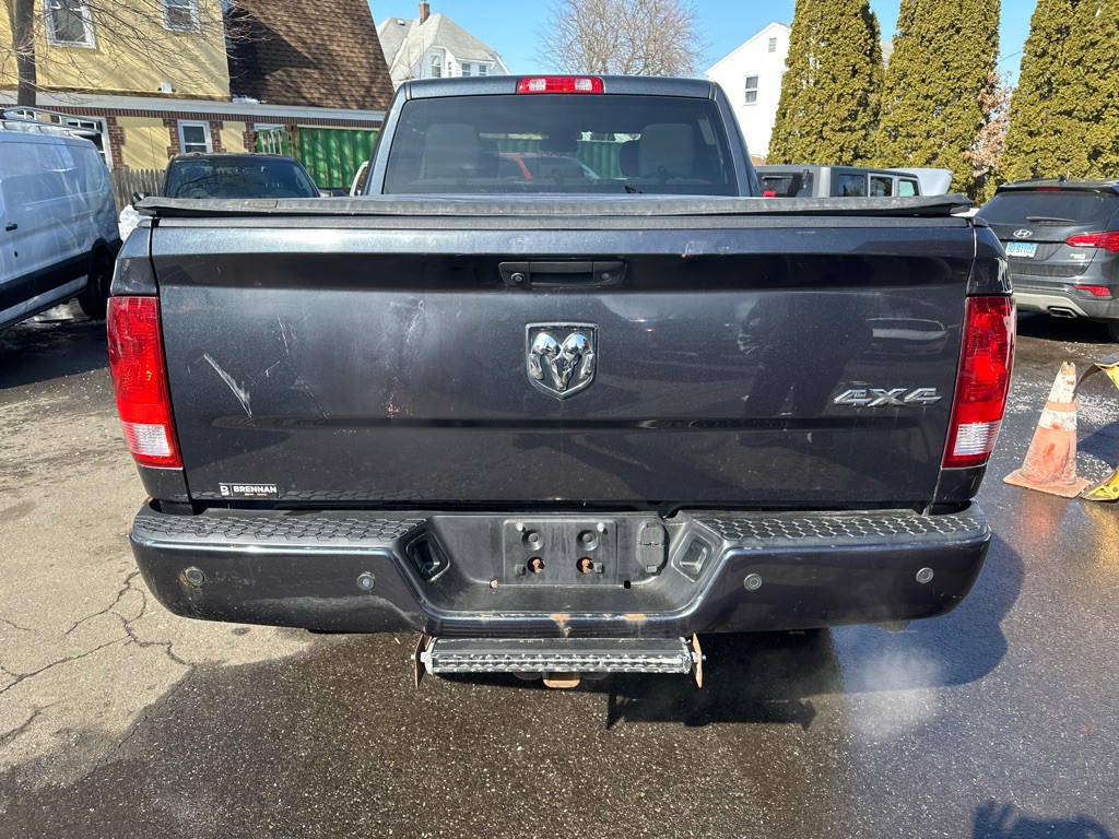 2016 RAM 3500 Image 4