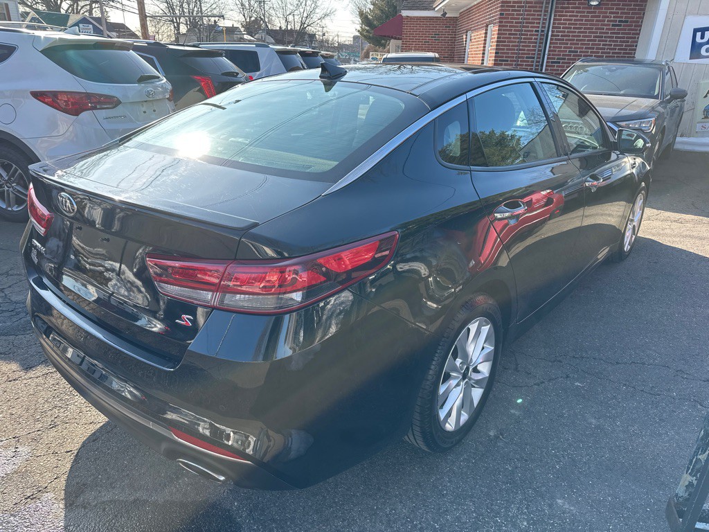 2018 Kia Optima Image 5
