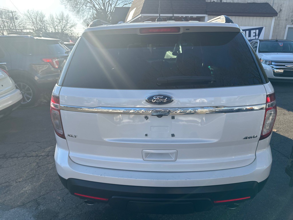 2014 Ford Explorer Image 4