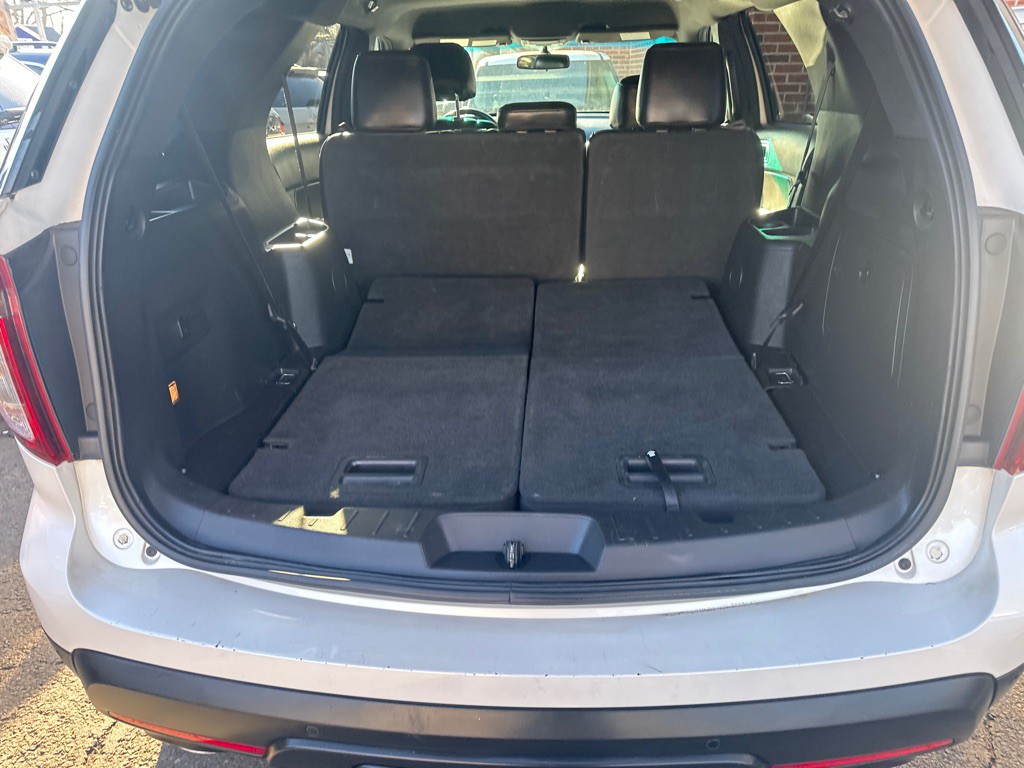 2014 Ford Explorer Image 12