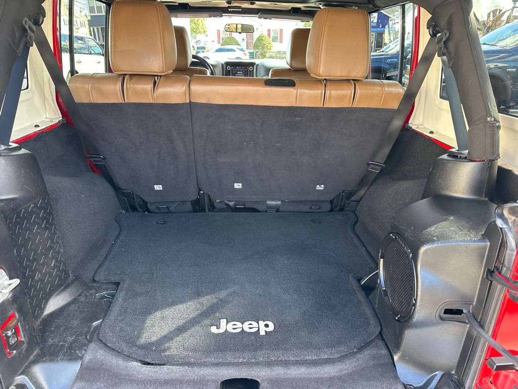 2012 Jeep Wrangler Unlimited Image 11