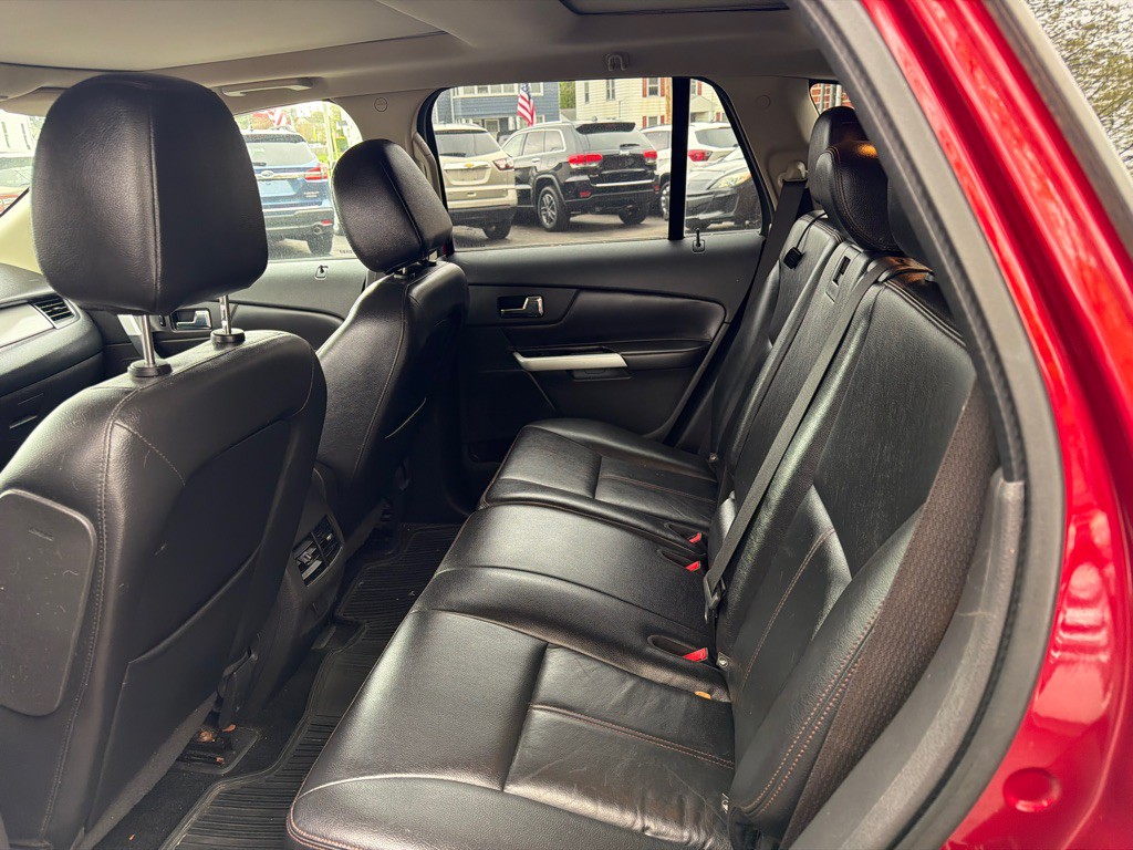 2013 Ford Edge Image 11