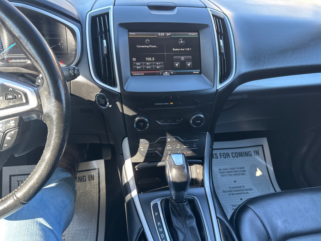 2015 Ford Edge Image 11