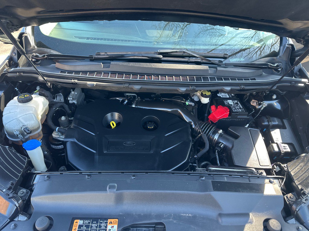 2015 Ford Edge Image 13