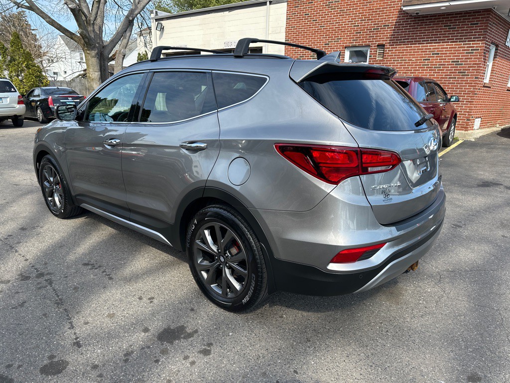 2018 Hyundai Santa Fe Sport Image 3