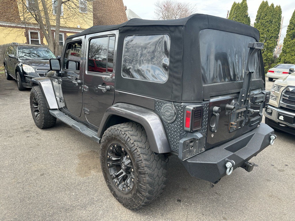 2017 Jeep Wrangler Unlimited Image 3