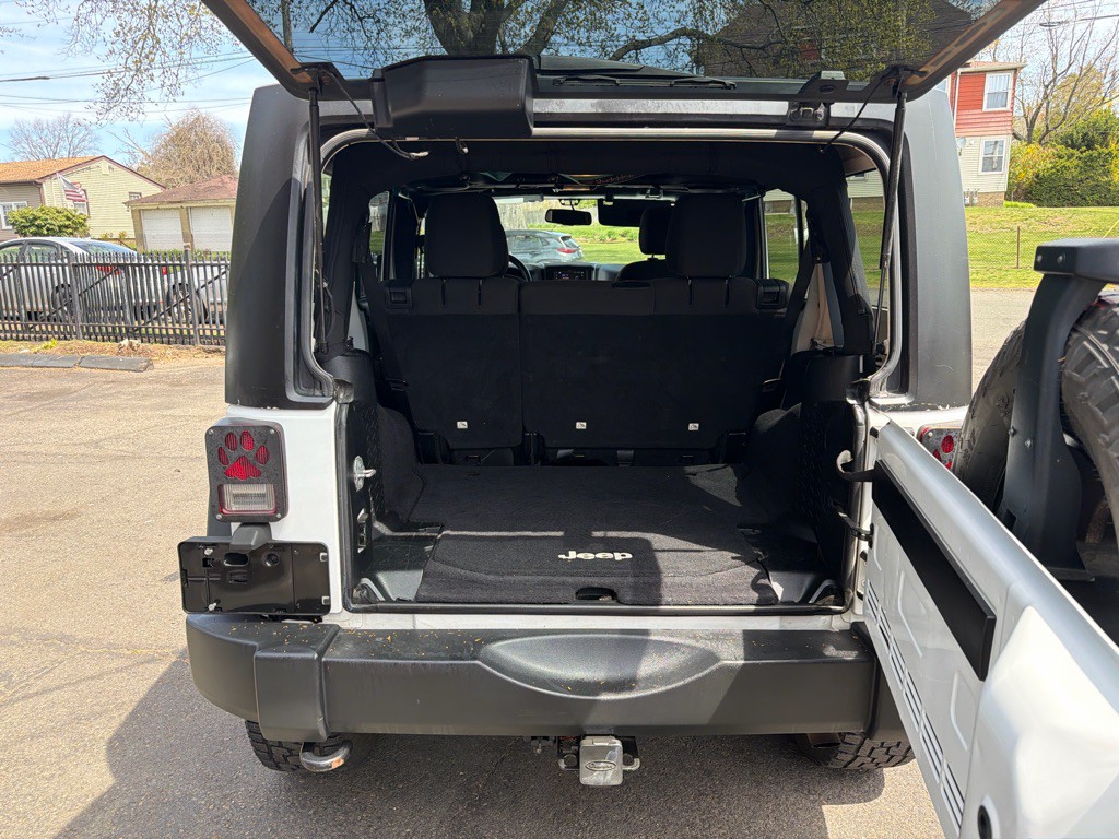 2014 Jeep Wrangler Unlimited Image 16