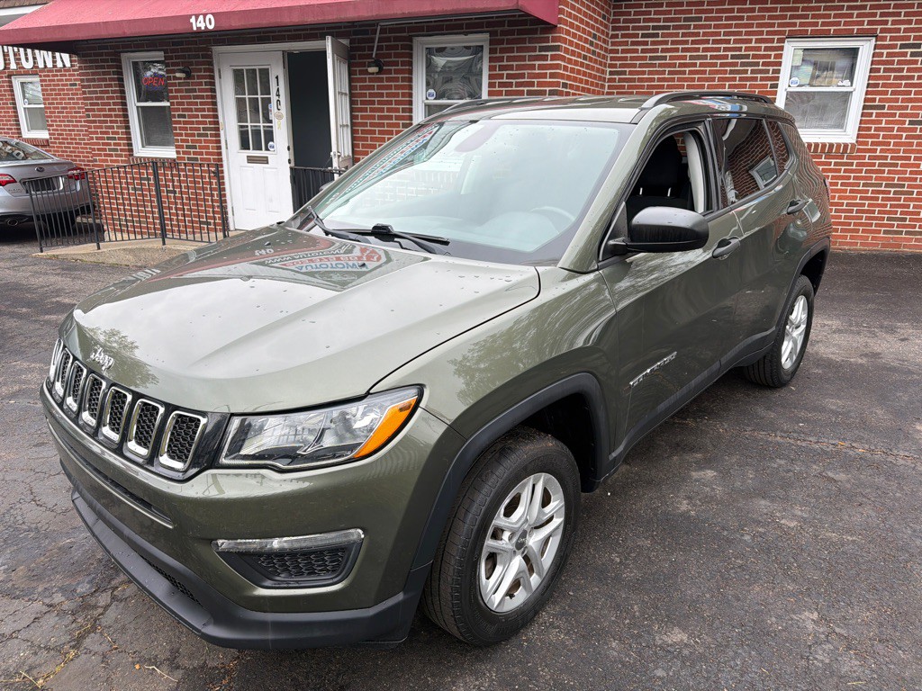 2018 Jeep Compass Image 1