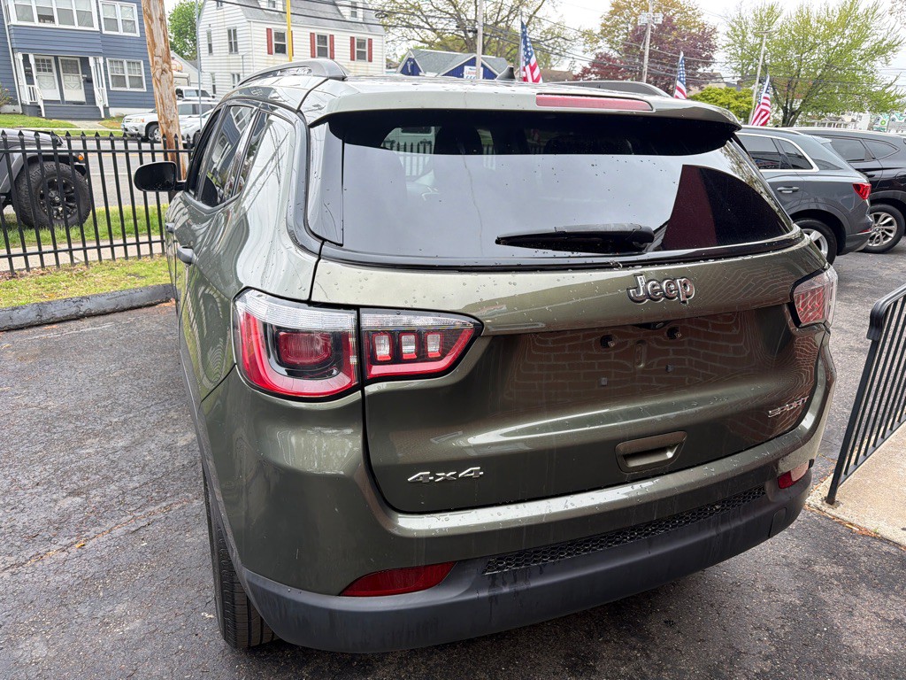 2018 Jeep Compass Image 3