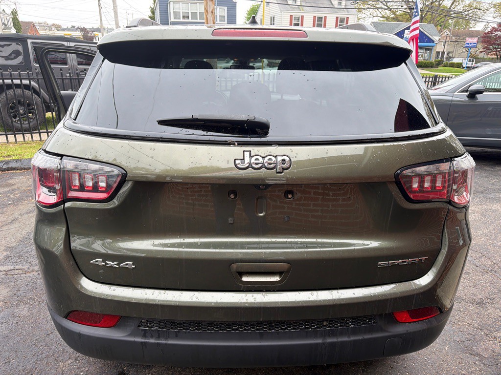 2018 Jeep Compass Image 10