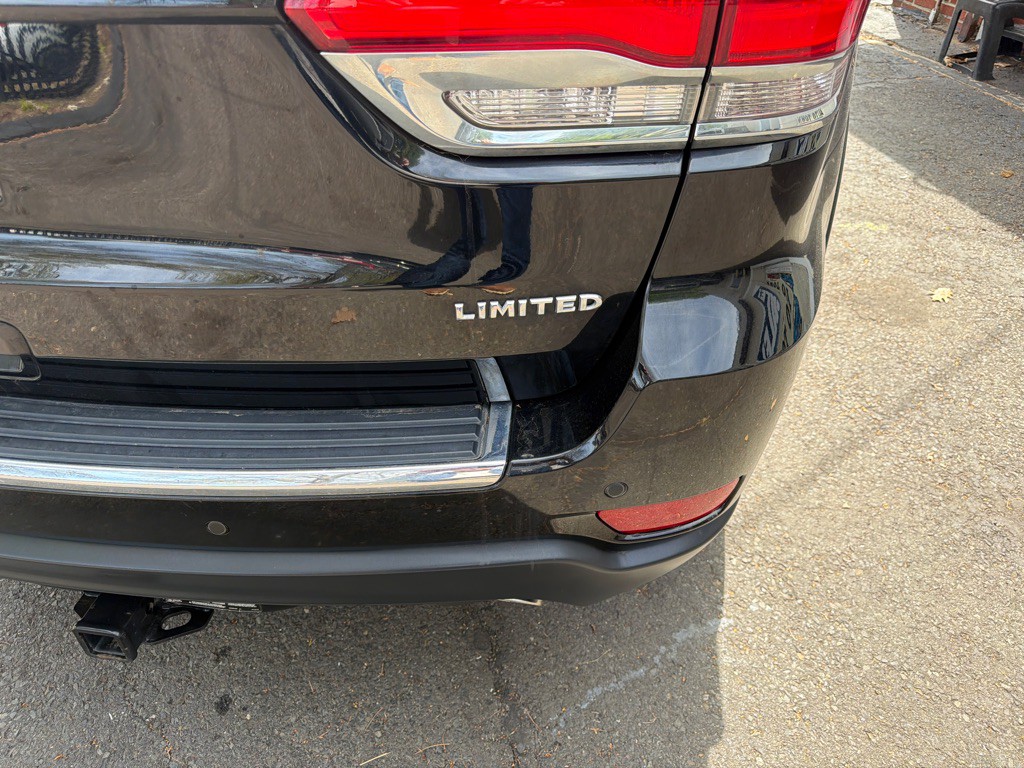 2018 Jeep Grand Cherokee Image 12