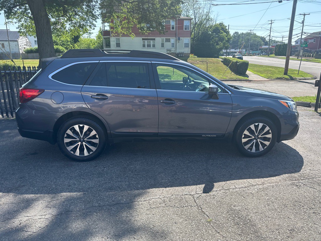 2017 Subaru Outback Image 6