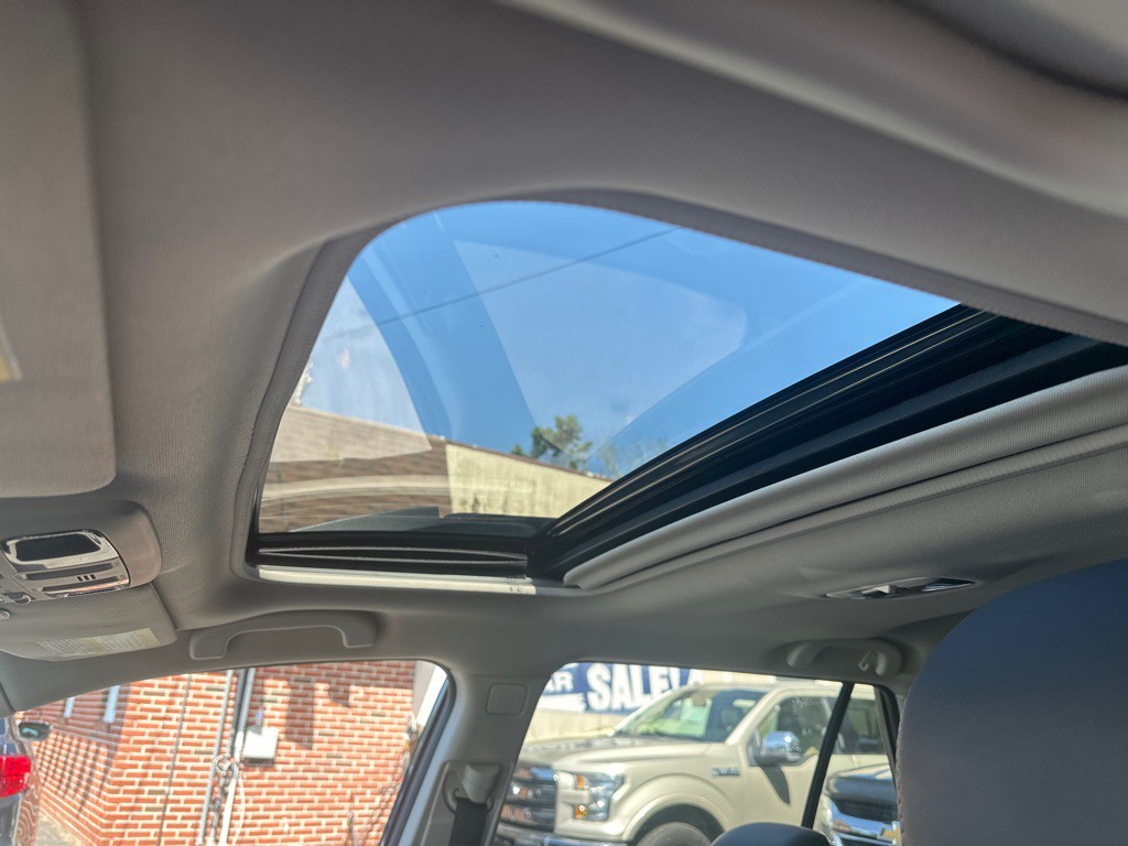 2017 Subaru Outback Image 10