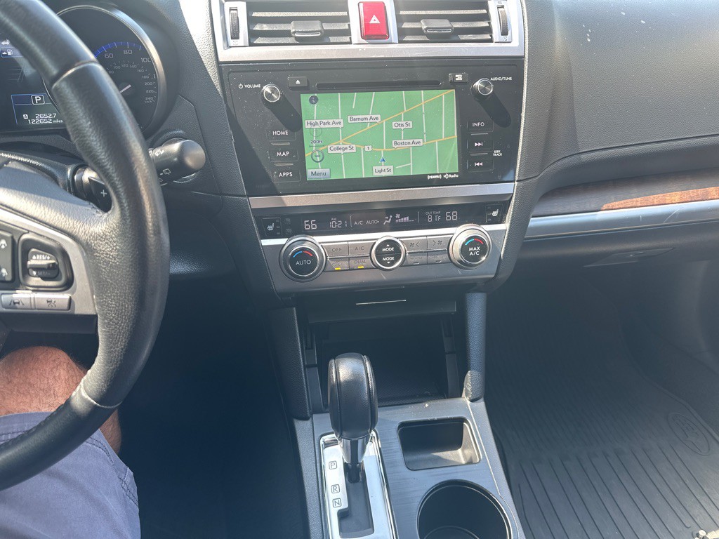 2017 Subaru Outback Image 12