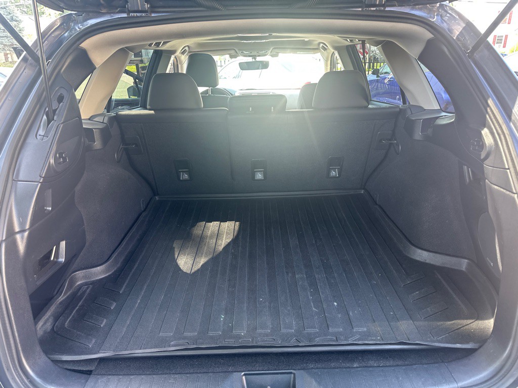 2017 Subaru Outback Image 13