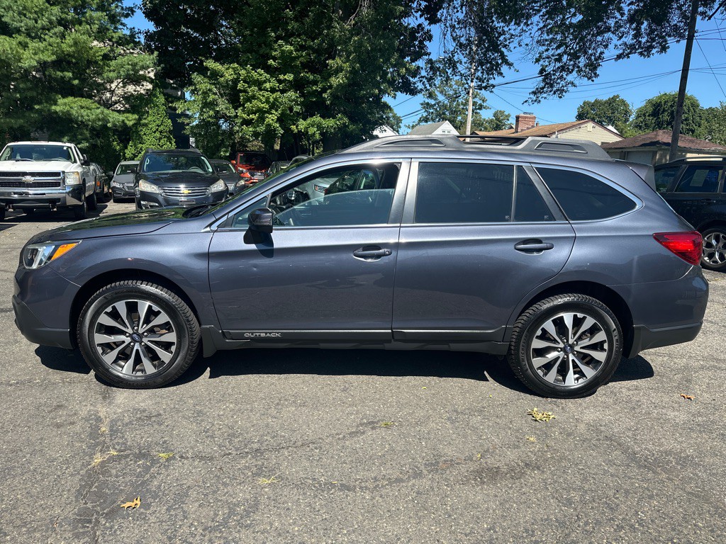 2016 Subaru Outback Image 2