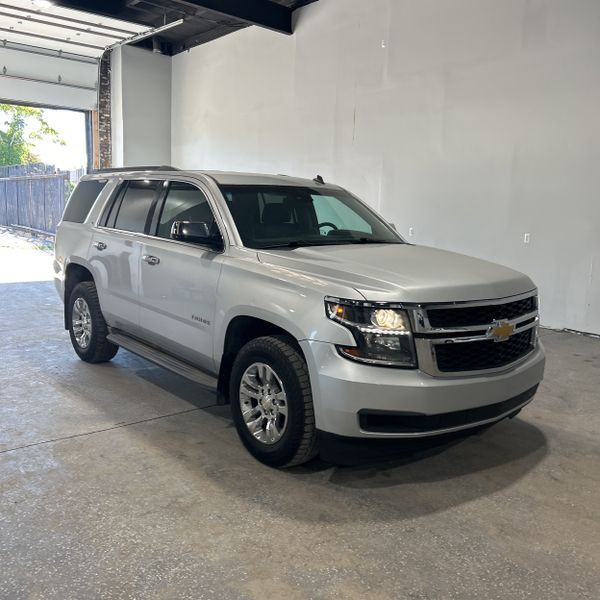 2015 Chevrolet Tahoe Image 2
