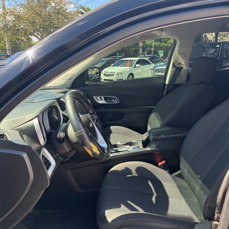 2017 Chevrolet Equinox Image 9
