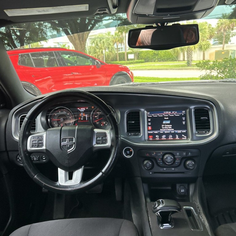 2014 Dodge Charger Image 11