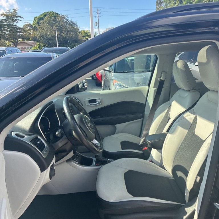 2019 Jeep Compass Image 7