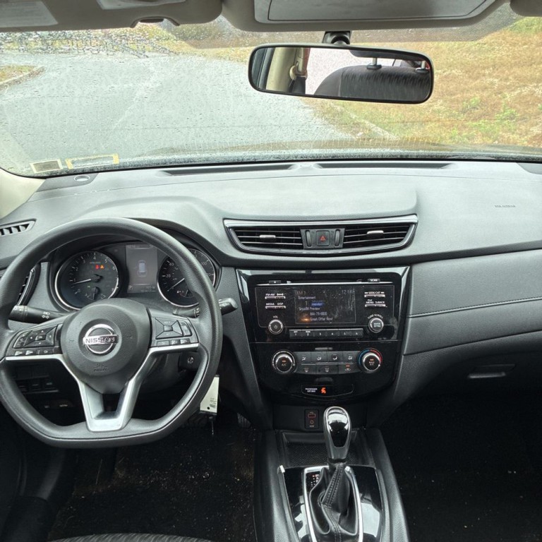 2017 Nissan Rogue Image 5