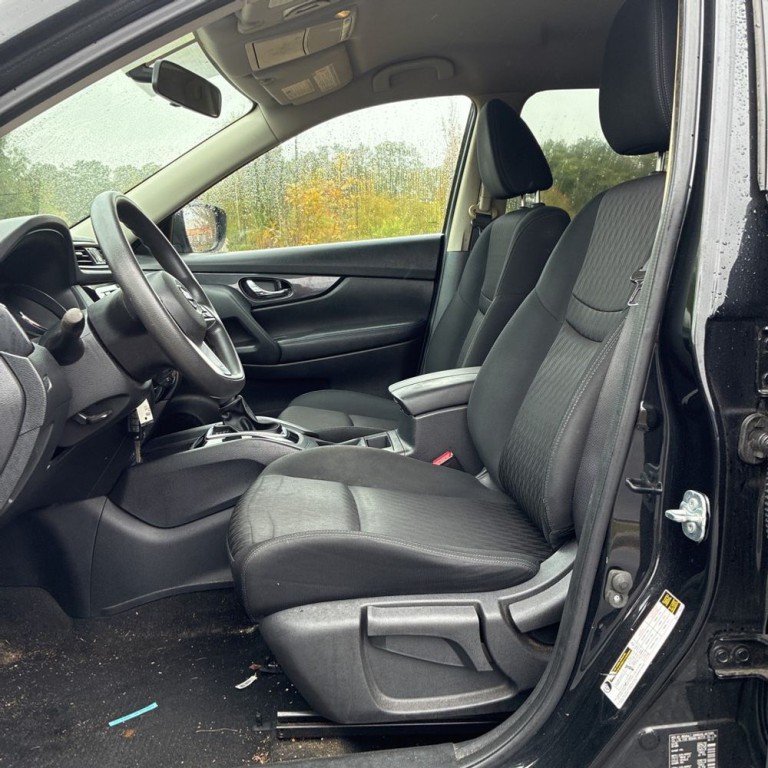 2017 Nissan Rogue Image 11