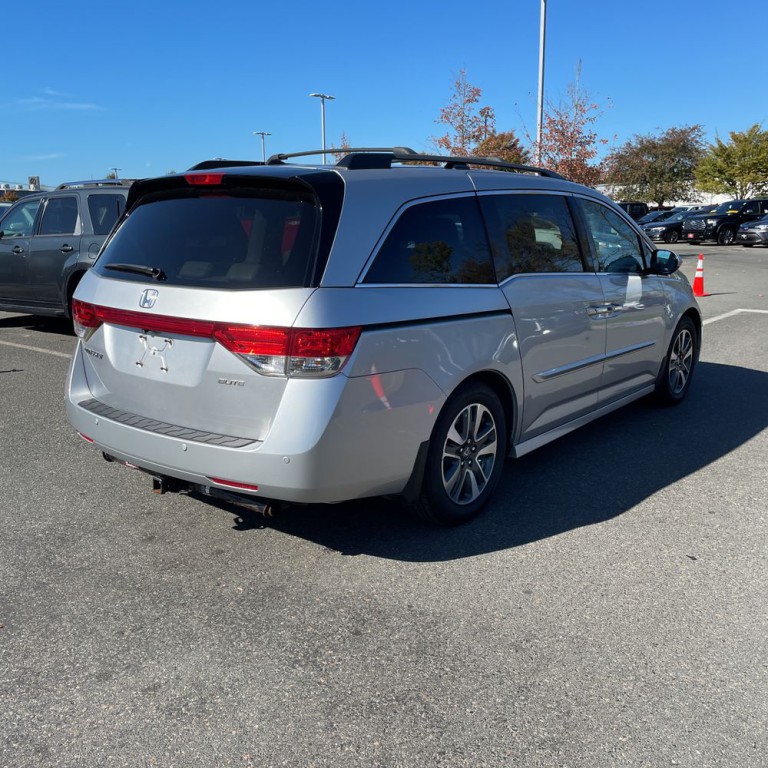 2015 Honda Odyssey Image 11