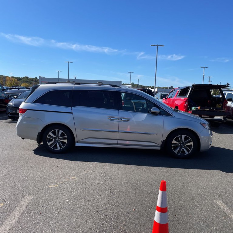 2015 Honda Odyssey Image 13