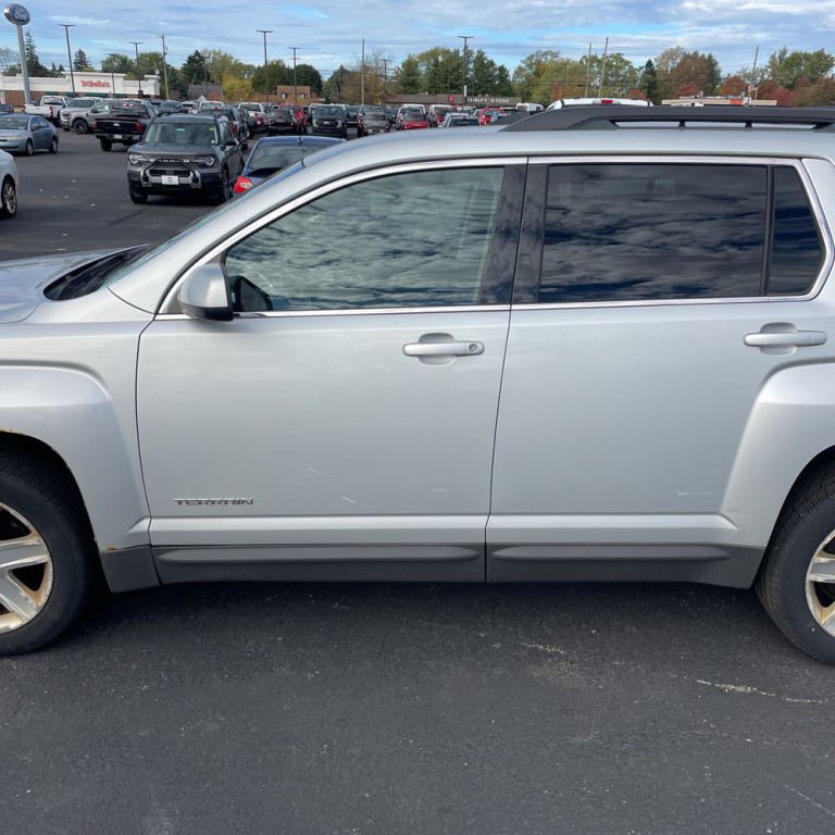 2011 GMC Terrain Image 3