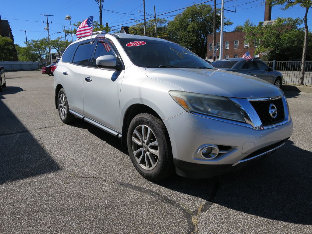 2015 Nissan Pathfinder Image 5