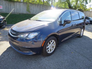 Image for 2017 Chrysler Pacifica Touring ID: 7573030