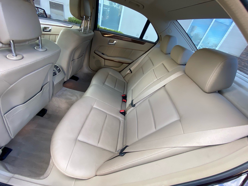 2013 Mercedes-Benz E-Class Image 10