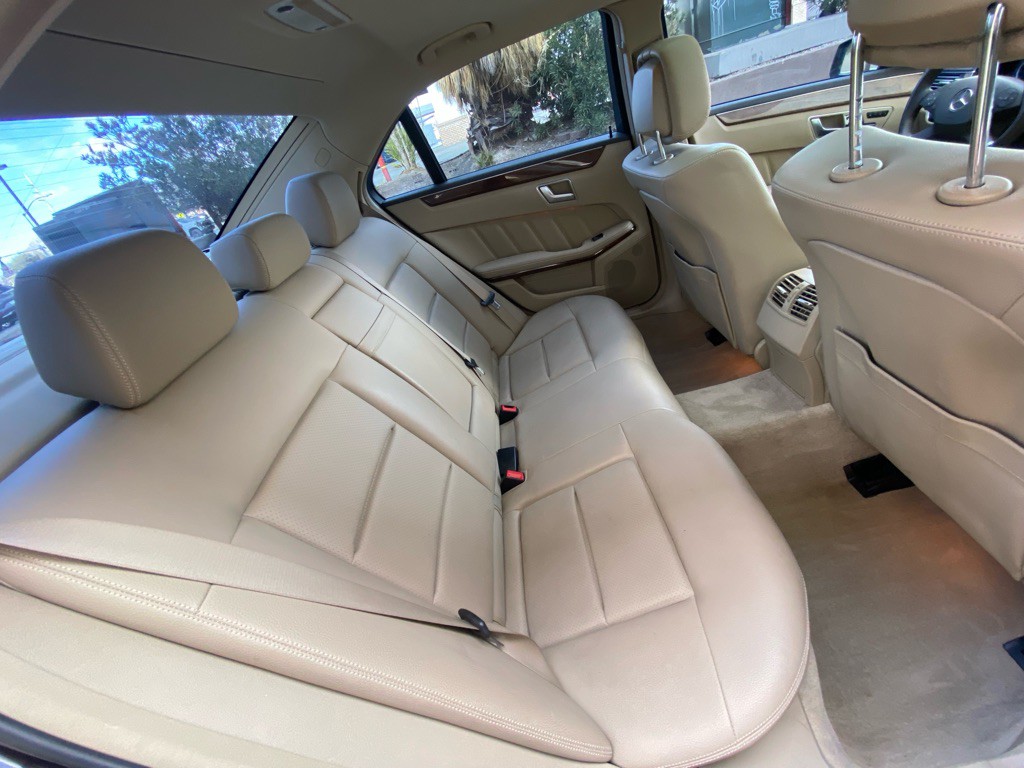 2013 Mercedes-Benz E-Class Image 11