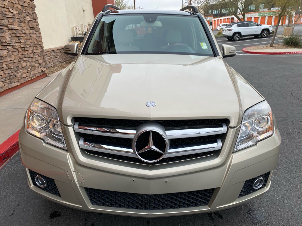 2011 Mercedes-Benz GLK-Class Image 2