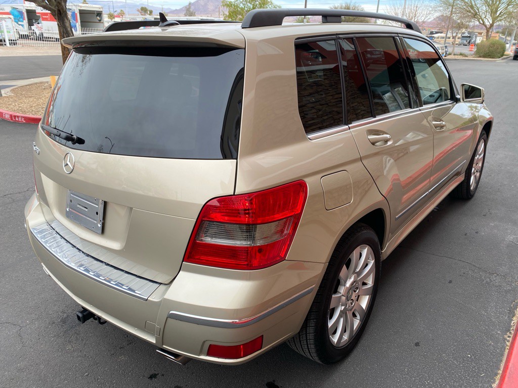 2011 Mercedes-Benz GLK-Class Image 4