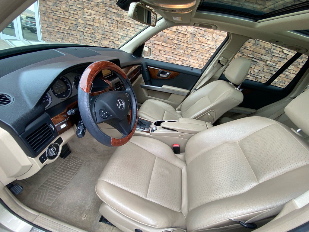 2011 Mercedes-Benz GLK-Class Image 7