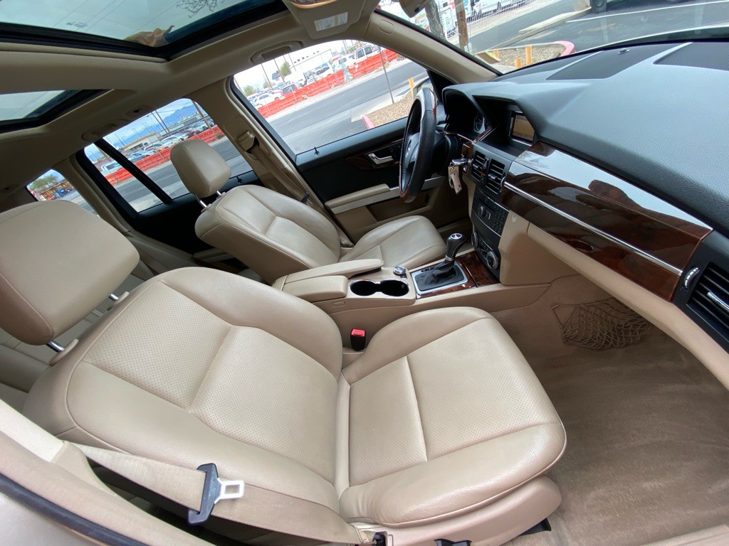 2011 Mercedes-Benz GLK-Class Image 14