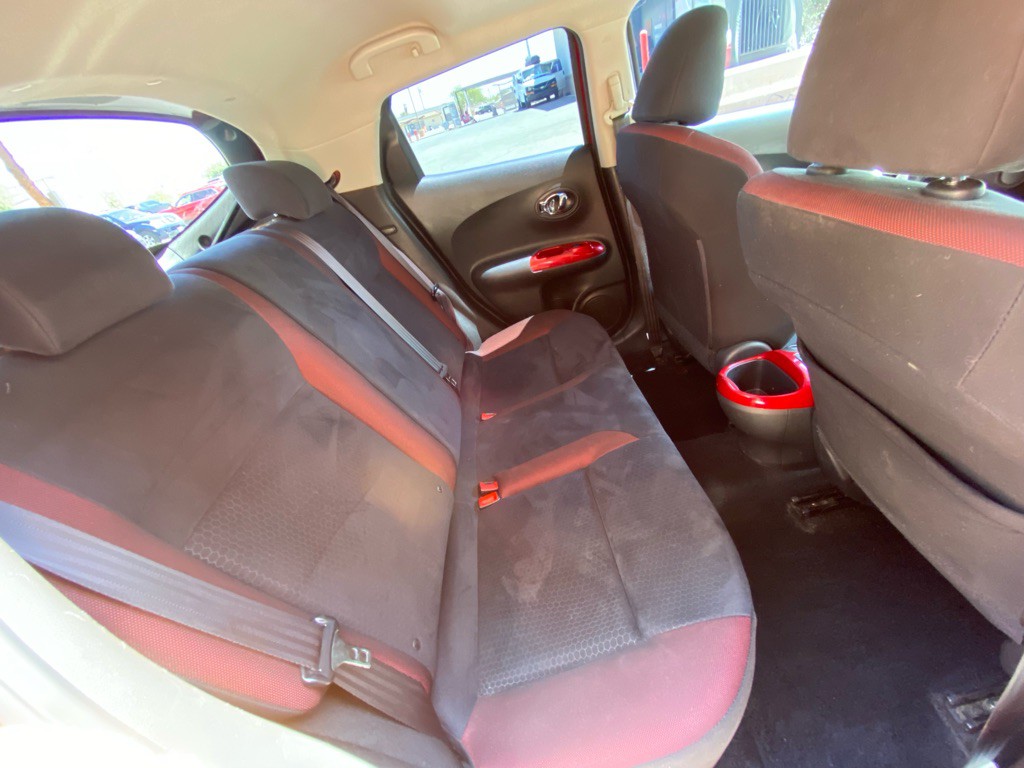 2013 Nissan Juke Image 12