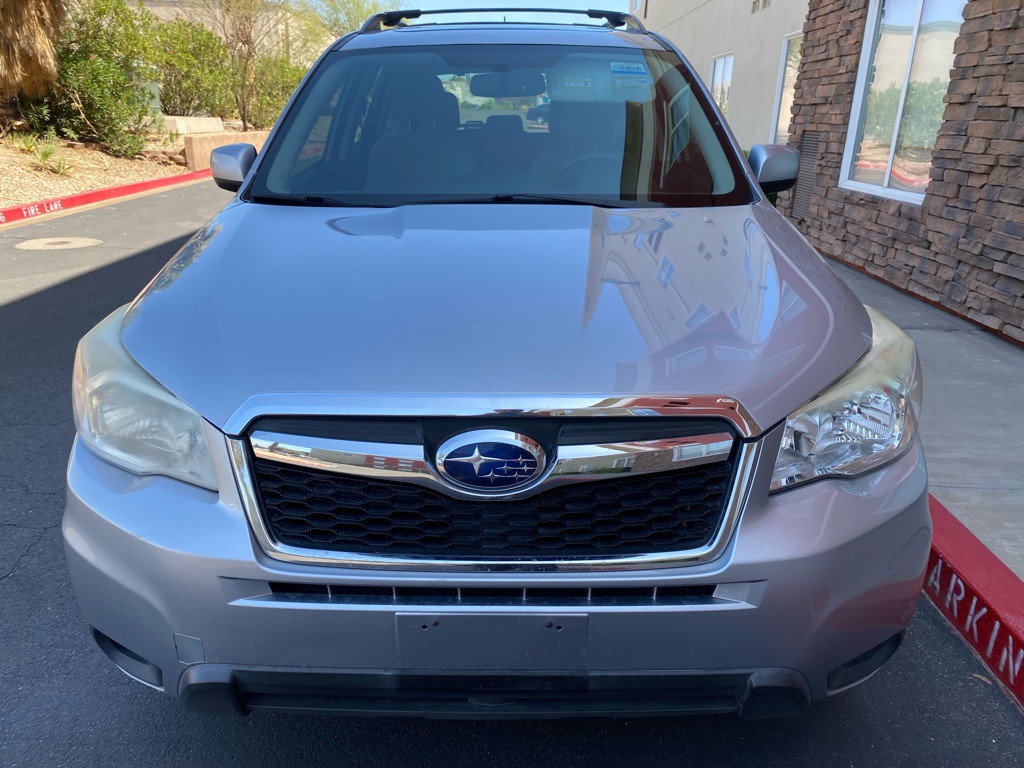 2015 Subaru Forester Image 2