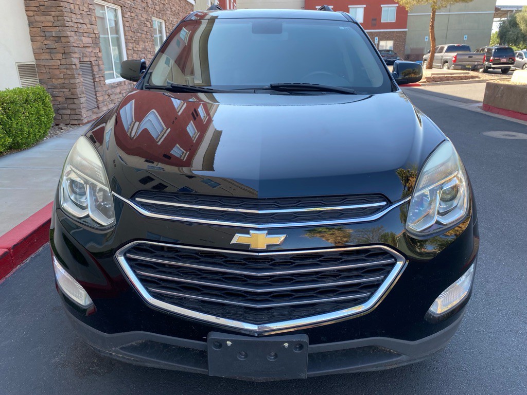 2017 Chevrolet Equinox Image 2