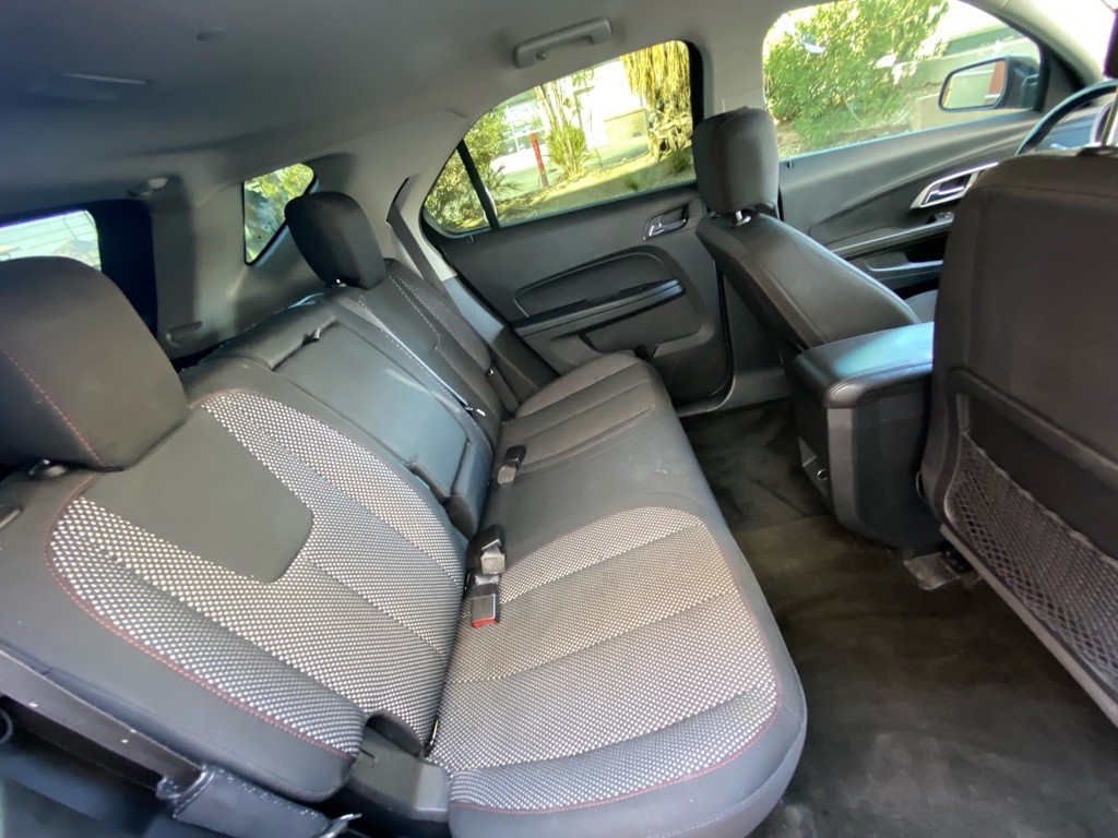 2017 Chevrolet Equinox Image 13